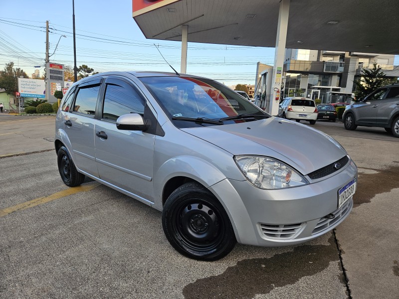 FIESTA 1.0 MPI SUPERCHARGER 8V GASOLINA 4P MANUAL - 2005 - CAXIAS DO SUL