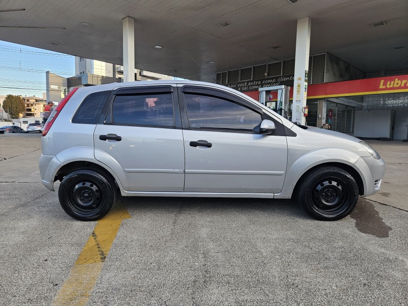 FIESTA 1.0 MPI SUPERCHARGER 8V GASOLINA 4P MANUAL - 2005 - CAXIAS DO SUL