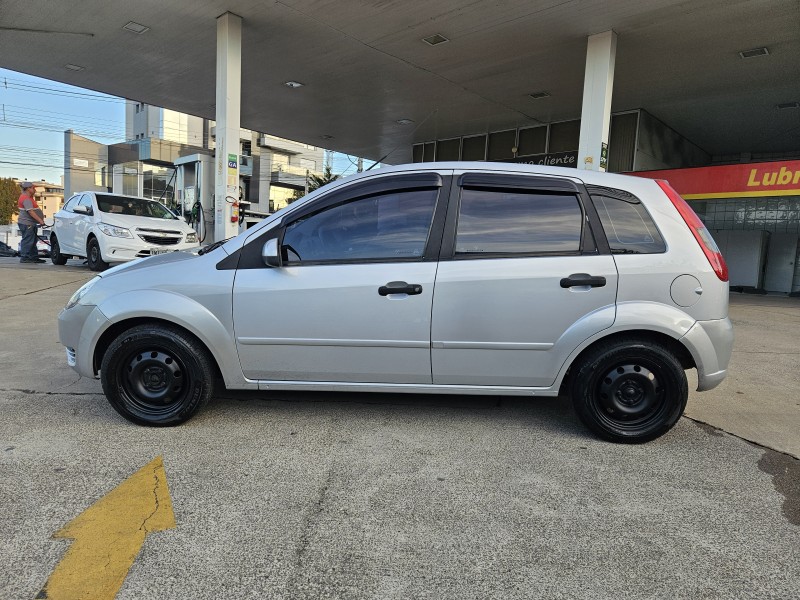 FIESTA 1.0 MPI SUPERCHARGER 8V GASOLINA 4P MANUAL - 2005 - CAXIAS DO SUL