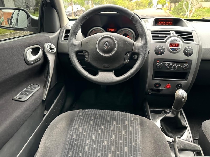 MÉGANE 1.6 DYNAMIQUE GRAND TOUR 16V FLEX 4P MANUAL - 2012 - CAMPO BOM