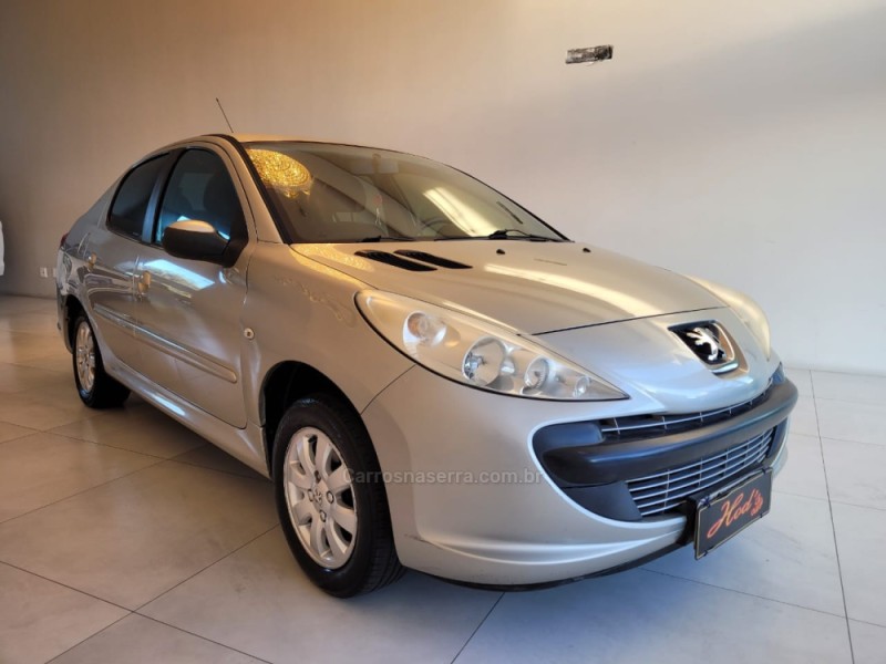 207 1.4 SEDAN XR PASSION 8V FLEX 4P MANUAL - 2011 - CANELA