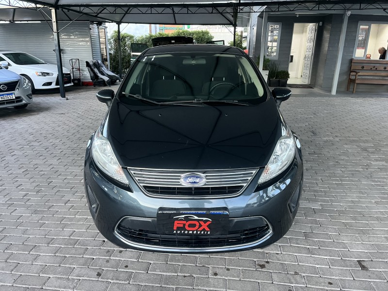 FIESTA 1.6 SE SEDAN 16V FLEX 4P MANUAL - 2011 - CAXIAS DO SUL