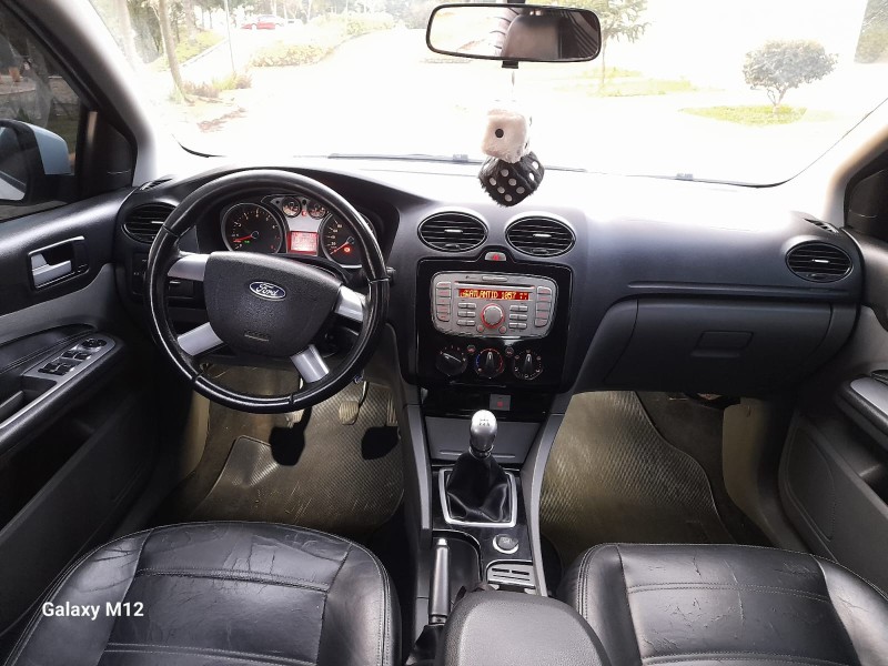FOCUS 1.6 GLX 16V FLEX 4P MANUAL - 2013 - FARROUPILHA