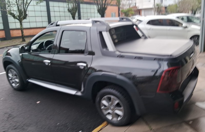 DUSTER OROCH 2.0 16V FLEX DYNAMIQUE AT 4P AUTOMÁTICO - 2018 - FLORES DA CUNHA