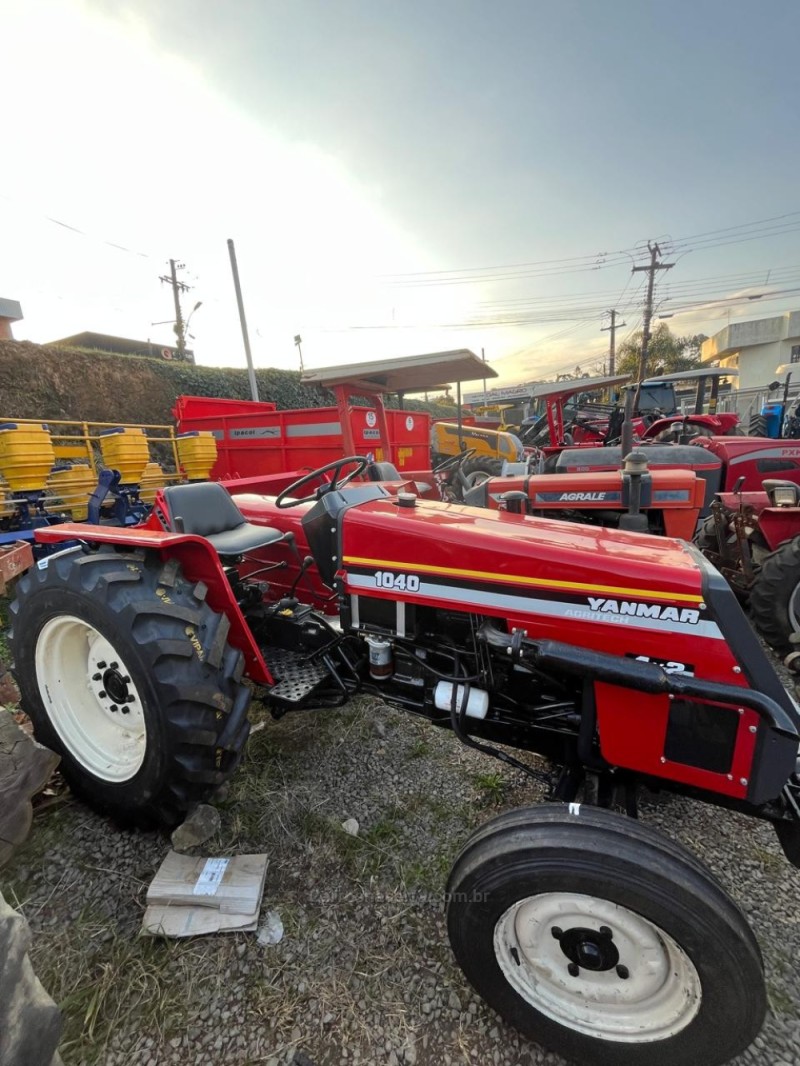 TRATOR 1040  - 1996 - CARLOS BARBOSA