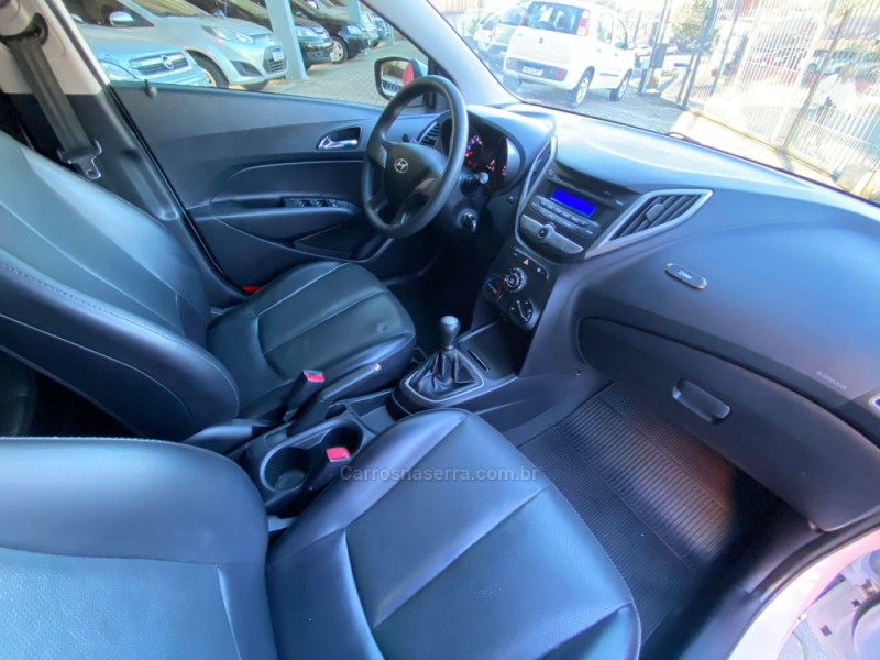 HB20 1.0 COMFORT 12V FLEX 4P MANUAL - 2015 - CAXIAS DO SUL