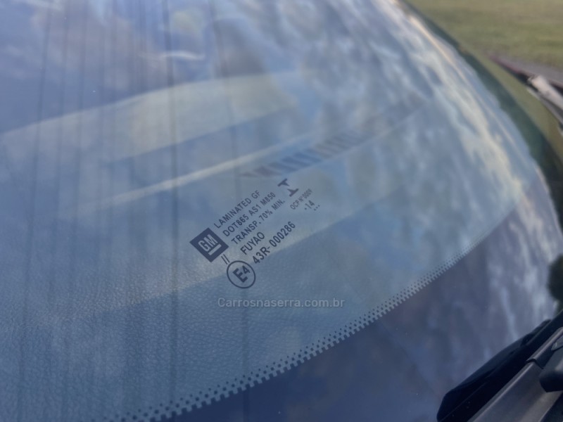 ONIX 1.0 MPFI LT 8V FLEX 4P MANUAL - 2015 - NOVA PRATA