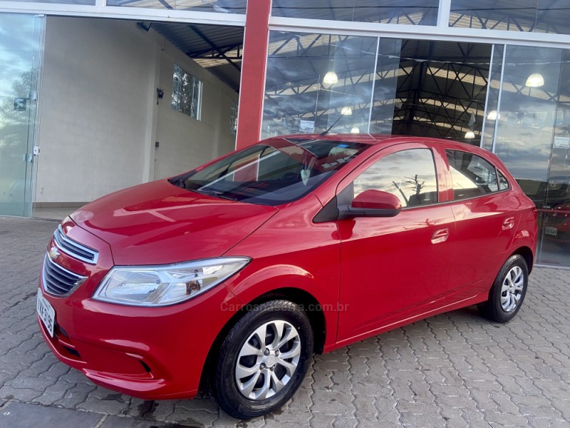 ONIX 1.0 MPFI LT 8V FLEX 4P MANUAL - 2015 - NOVA PRATA