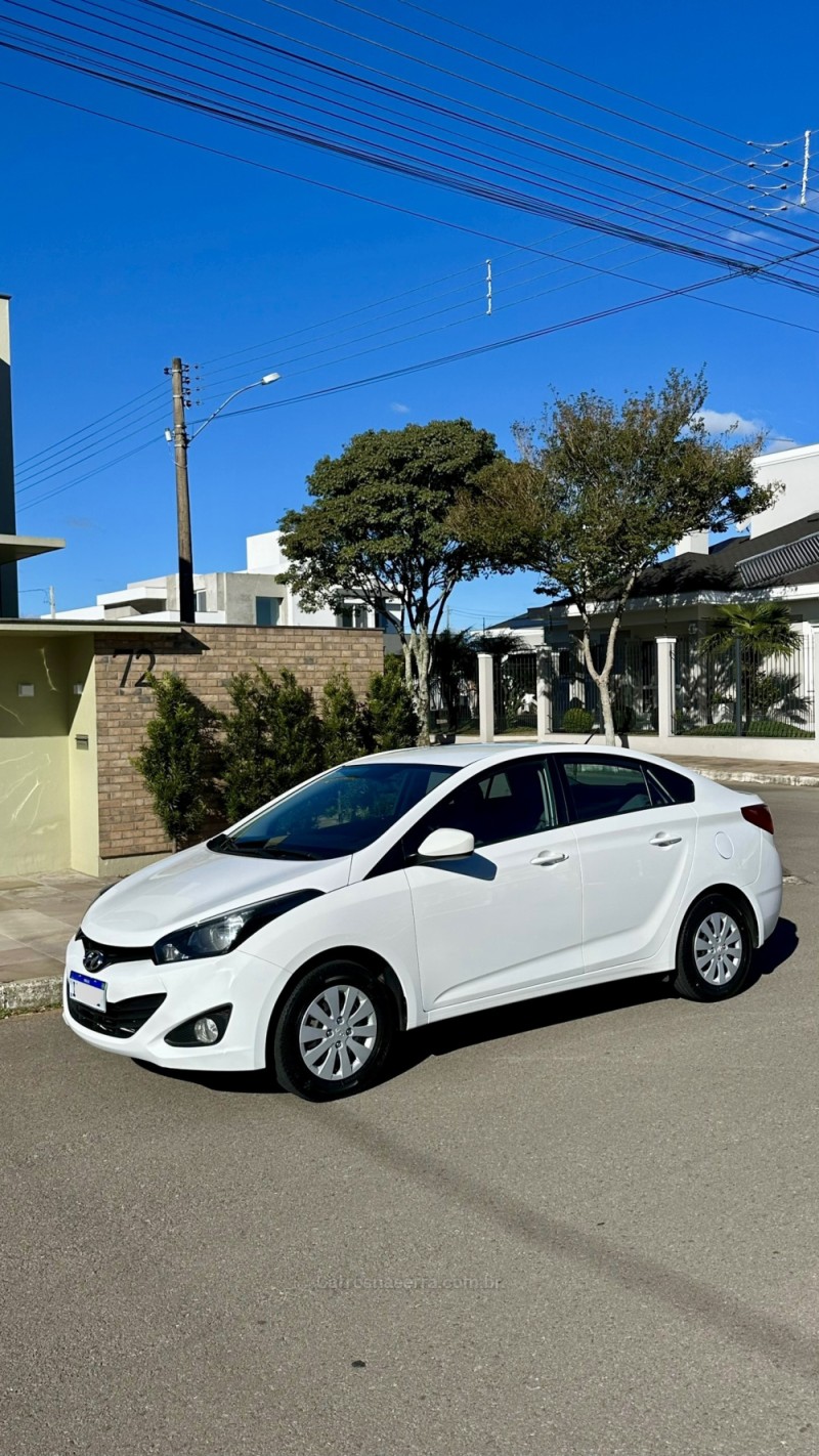 HB20S 1.6 COMFORT PLUS 16V FLEX 4P AUTOMÁTICO - 2014 - BENTO GONçALVES