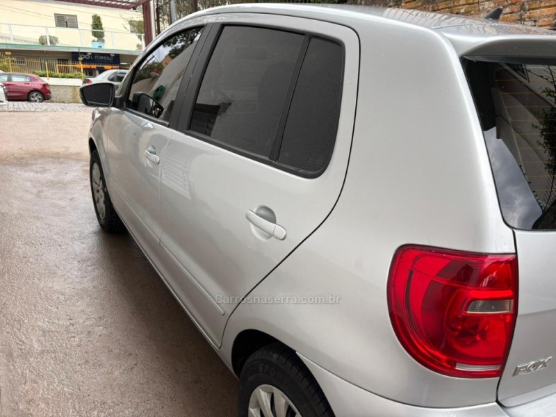 FOX 1.6 COMFORTLINE 8V FLEX 4P MANUAL - 2013 - CAXIAS DO SUL