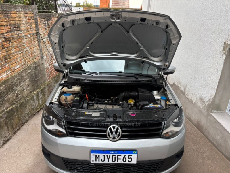 FOX 1.6 COMFORTLINE 8V FLEX 4P MANUAL - 2013 - CAXIAS DO SUL