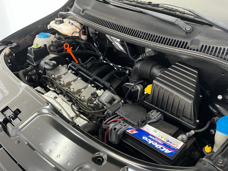 FOX 1.6 MI ITREND 8V FLEX 4P MANUAL - 2012 - BENTO GONçALVES