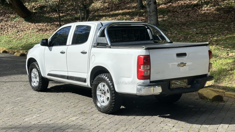 S10 2.8 LS 4X2 CD 16V TURBO DIESEL 4P MANUAL - 2013 - CAXIAS DO SUL