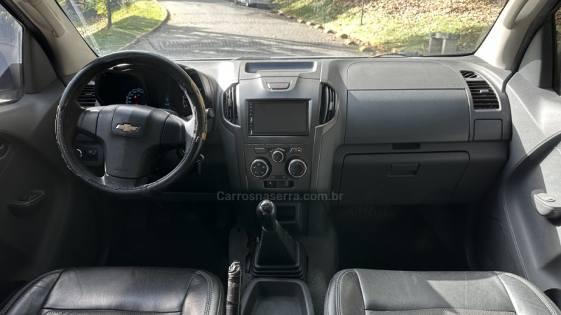 S10 2.8 LS 4X2 CD 16V TURBO DIESEL 4P MANUAL - 2013 - CAXIAS DO SUL