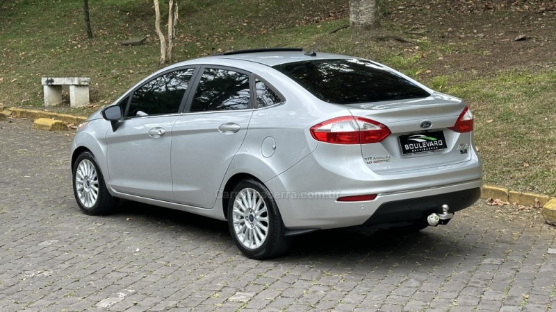 FIESTA 1.6 TITANIUM PLUS SEDAN 16V FLEX 4P AUTOMÁTICO - 2015 - CAXIAS DO SUL