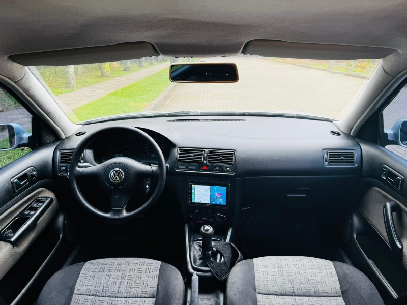 GOLF 1.6 MI 8V GASOLINA 4P MANUAL - 2003 - CAXIAS DO SUL