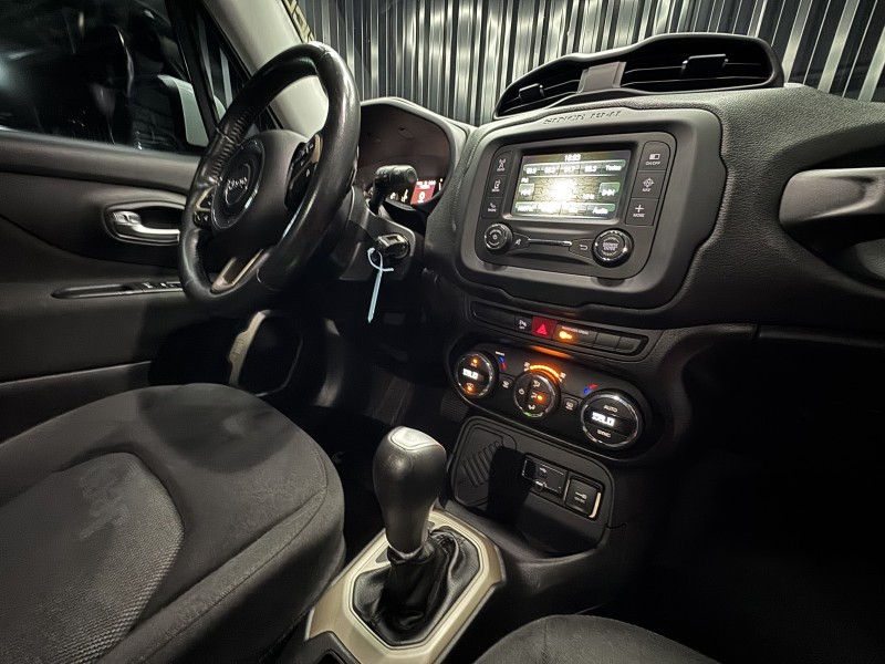 RENEGADE 1.8 16V FLEX LONGITUDE 4P AUTOMÁTICO - 2016 - CAXIAS DO SUL
