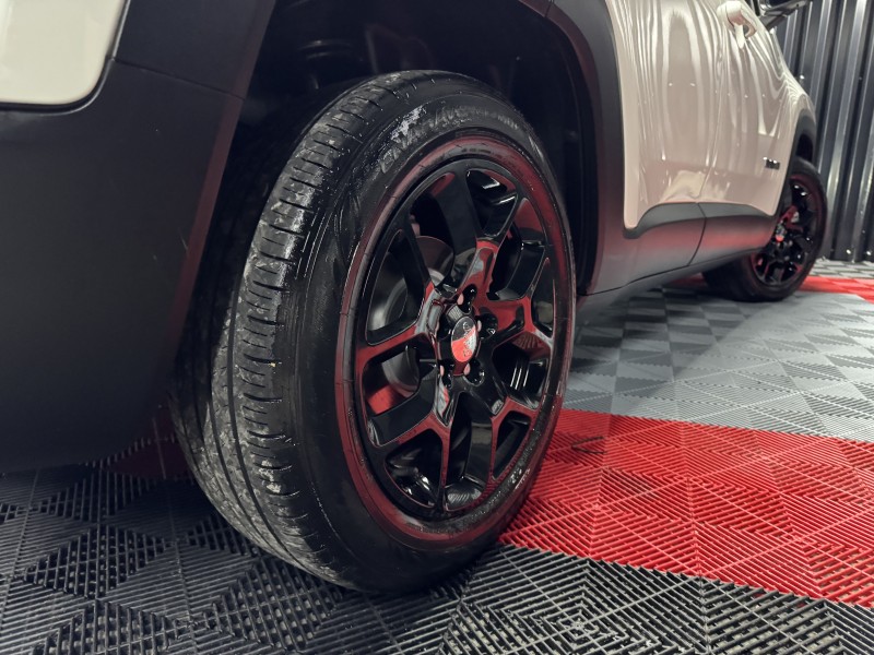 RENEGADE 1.8 16V FLEX LONGITUDE 4P AUTOMÁTICO - 2016 - CAXIAS DO SUL