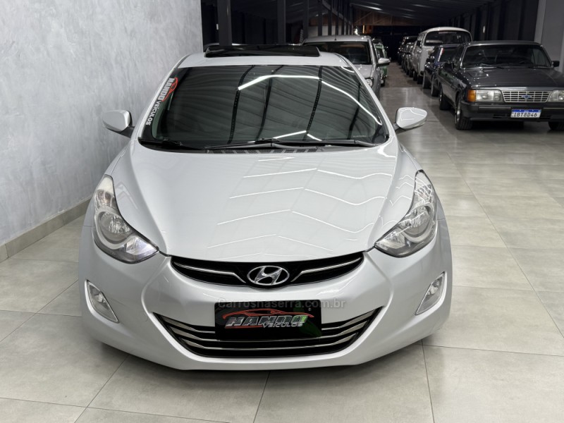 ELANTRA 1.8 GLS 16V FLEX AUTOMÁTICO - 2012 - SAPIRANGA