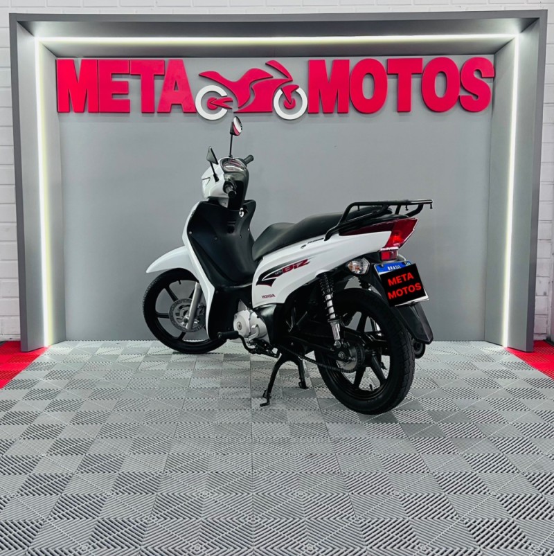 BIZ 125 EX - 2015 - CAMPO BOM