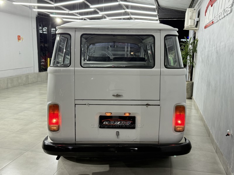 KOMBI 1.6 MI STD LOTAÇÃO 8V GASOLINA 3P MANUAL - 1992 - SAPIRANGA