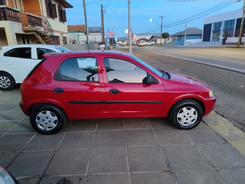CELTA 1.0 MPFI VHC SUPER 8V GASOLINA 4P MANUAL - 2003 - VACARIA