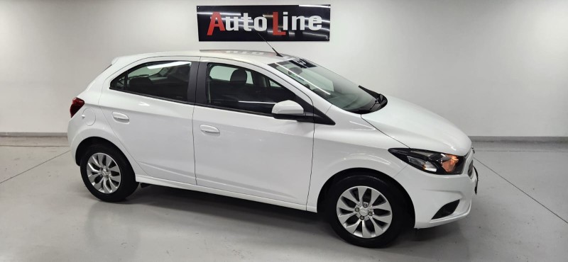 ONIX 1.4 MPFI LT 8V FLEX 4P MANUAL - 2017 - BENTO GONçALVES