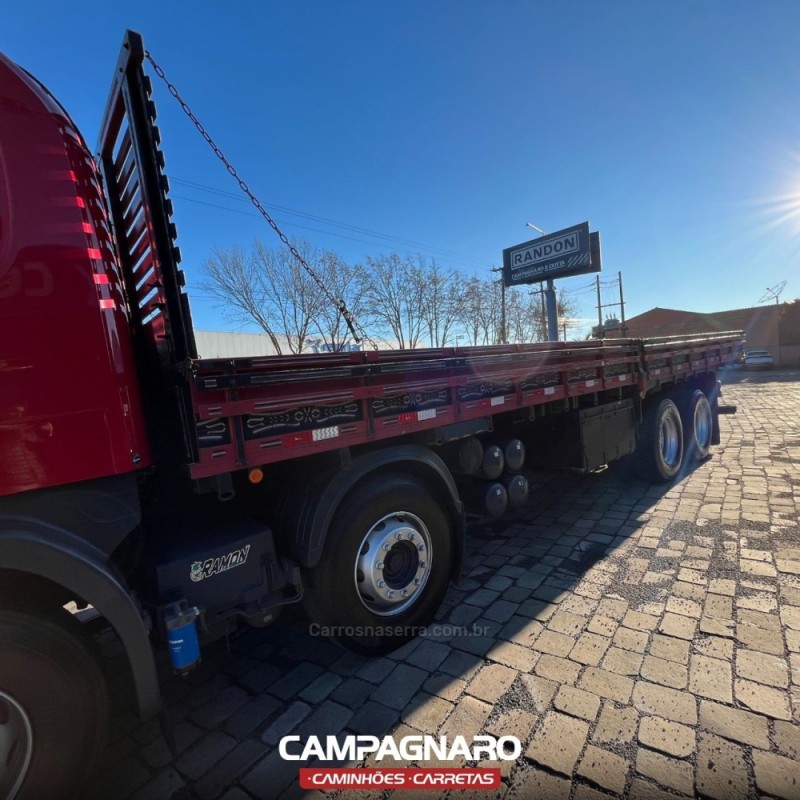 P-310 B 8X2 - 2014 - VACARIA