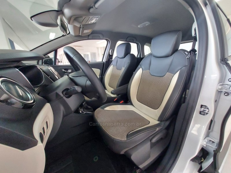 CAPTUR 1.6 16V FLEX INTENSE AUTOMÁTICO - 2018 - SANTA CRUZ DO SUL