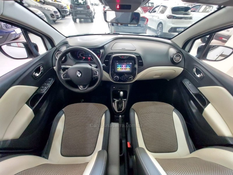CAPTUR 1.6 16V FLEX INTENSE AUTOMÁTICO - 2018 - SANTA CRUZ DO SUL