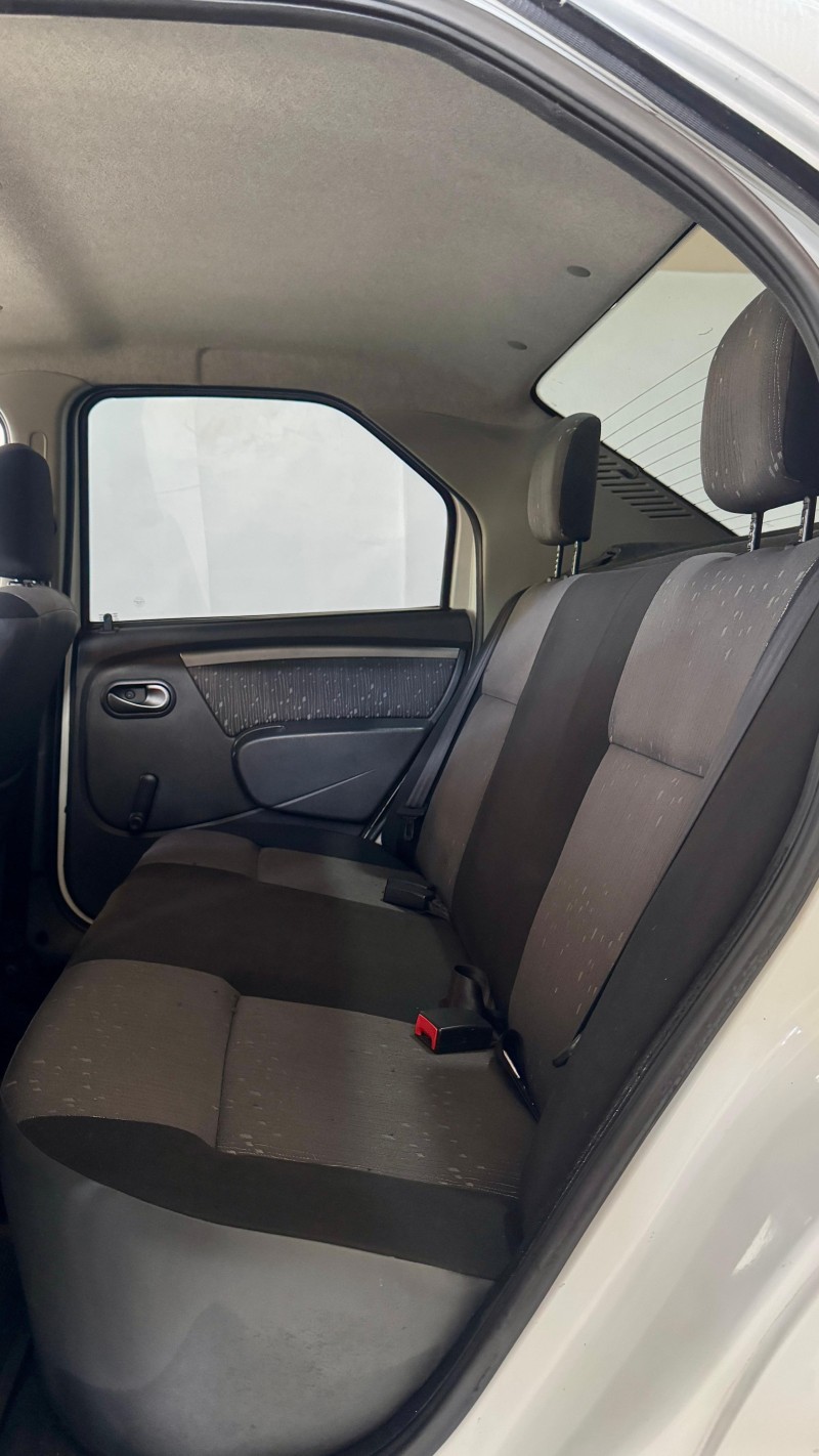 LOGAN 1.0 EXPRESSION 16V FLEX 4P MANUAL - 2012 - ESTâNCIA VELHA