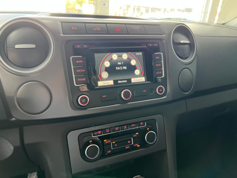 AMAROK 2.0 HIGHLINE 4X4 CD 16V TURBO INTERCOOLER DIESEL 4P AUTOMÁTICO - 2016 - CAXIAS DO SUL