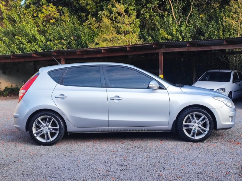 I30 1.6 MPFI 16V FLEX 4P AUTOMÁTICO - 2010 - FARROUPILHA