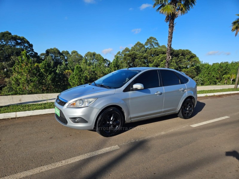 FOCUS 2.0 GLX 16V GASOLINA 4P MANUAL - 2009 - VERANóPOLIS