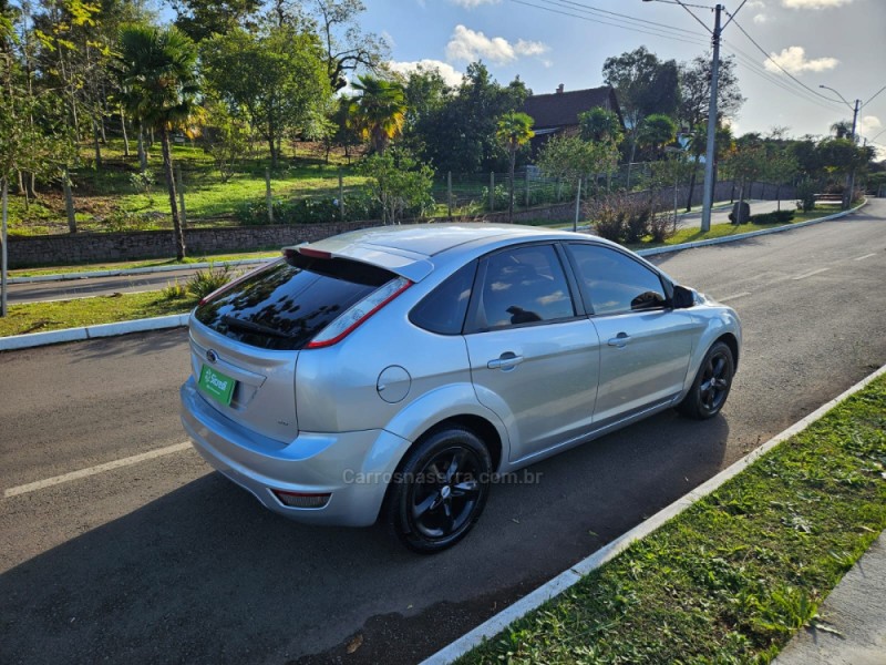 FOCUS 2.0 GLX 16V GASOLINA 4P MANUAL - 2009 - VERANóPOLIS