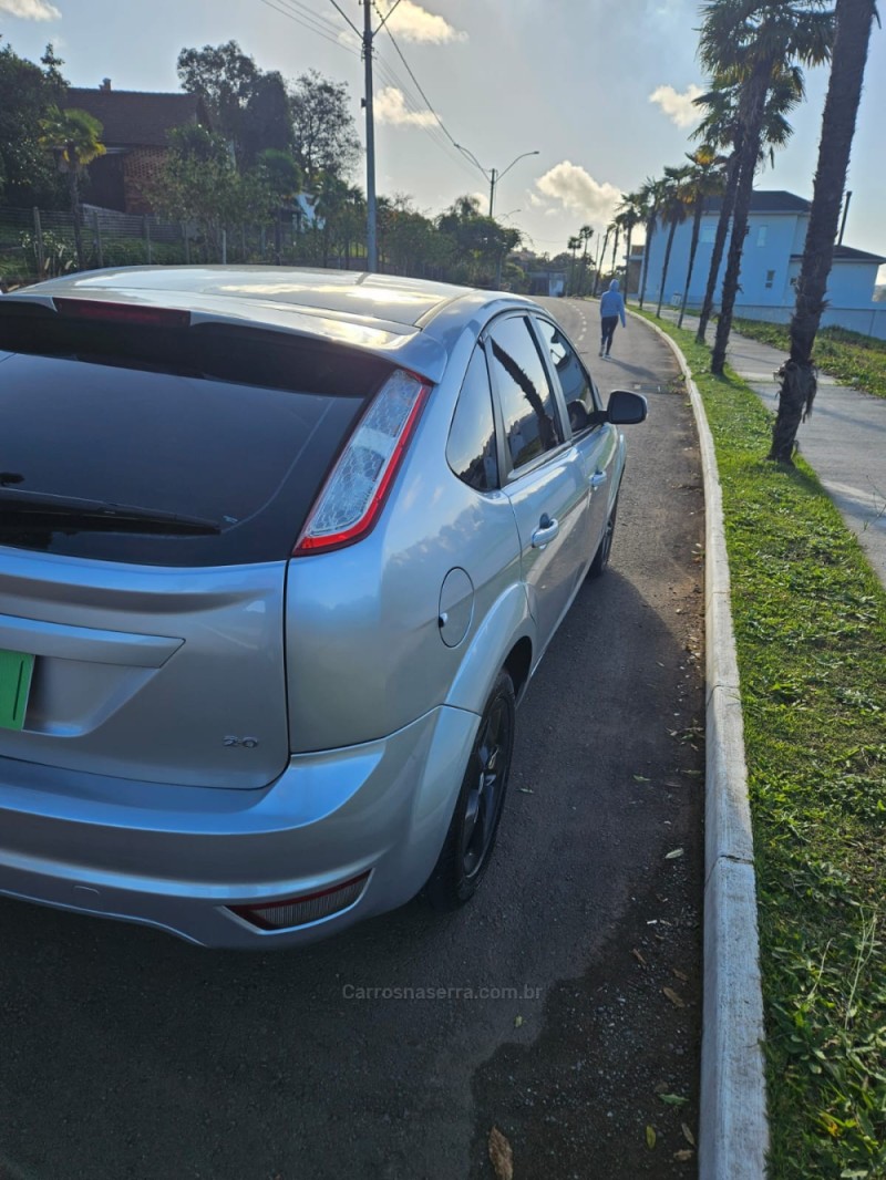 FOCUS 2.0 GLX 16V GASOLINA 4P MANUAL - 2009 - VERANóPOLIS