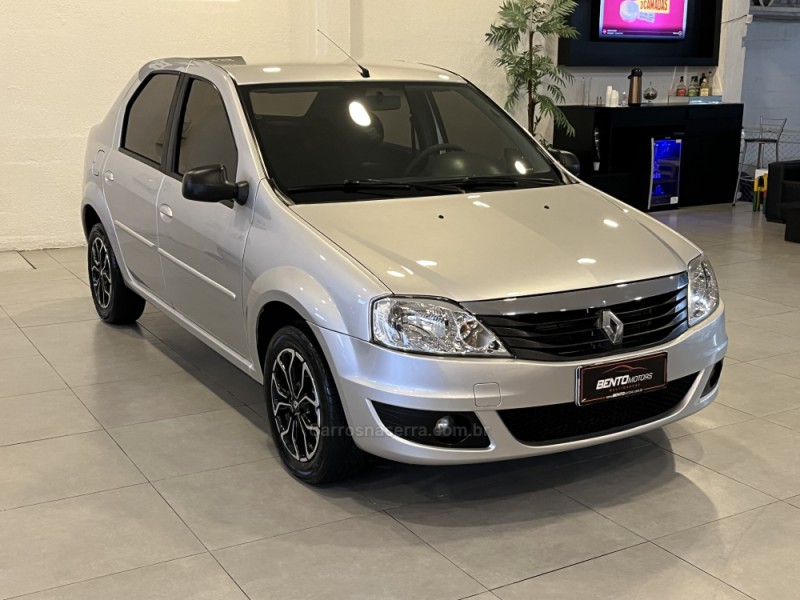 LOGAN 1.6 EXPRESSION 16V FLEX 4P MANUAL - 2011 - BENTO GONçALVES