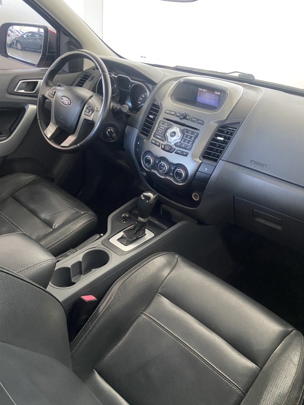 RANGER 3.2 XLT 4X4 CD 20V DIESEL 4P AUTOMÁTICO - 2013 - FARROUPILHA