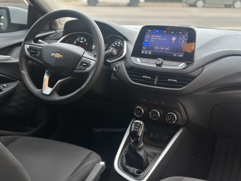 ONIX 1.0 LT 12V FLEX 4P MANUAL - 2021 - TUPANDI