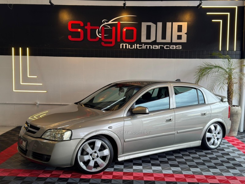 ASTRA 2.0 MPFI ADVANTAGE SEDAN 8V FLEX 4P MANUAL - 2010 - ESTâNCIA VELHA