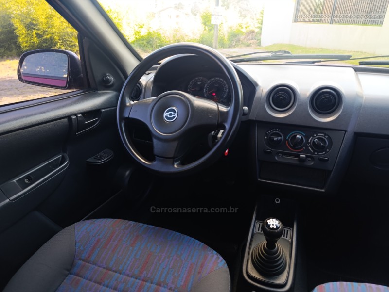 CELTA 1.0 MPFI SPIRIT 8V FLEX 4P MANUAL - 2010 - CAXIAS DO SUL