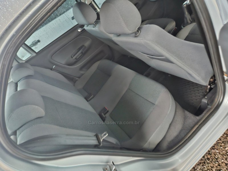 GOL 1.6 MI 8V FLEX 4P MANUAL G.V - 2010 - VERANóPOLIS