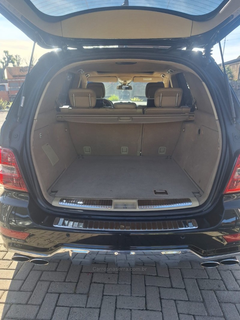 ML 63 AMG 6.2 V8 32V GASOLINA 4P AUTOMÁTICO - 2011 - CAMBARá DO SUL