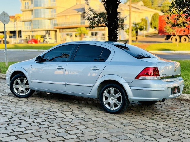 VECTRA 2.0 MPFI ELEGANCE 8V FLEX 4P MANUAL - 2006 - CASCA