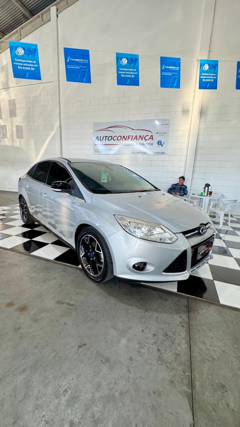 FOCUS 2.0 TITANIUM 16V FLEX 4P AUTOMÁTICO - 2015 - MONTENEGRO