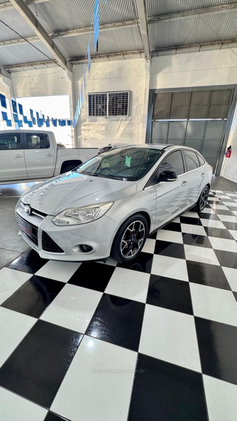 FOCUS 2.0 TITANIUM 16V FLEX 4P AUTOMÁTICO