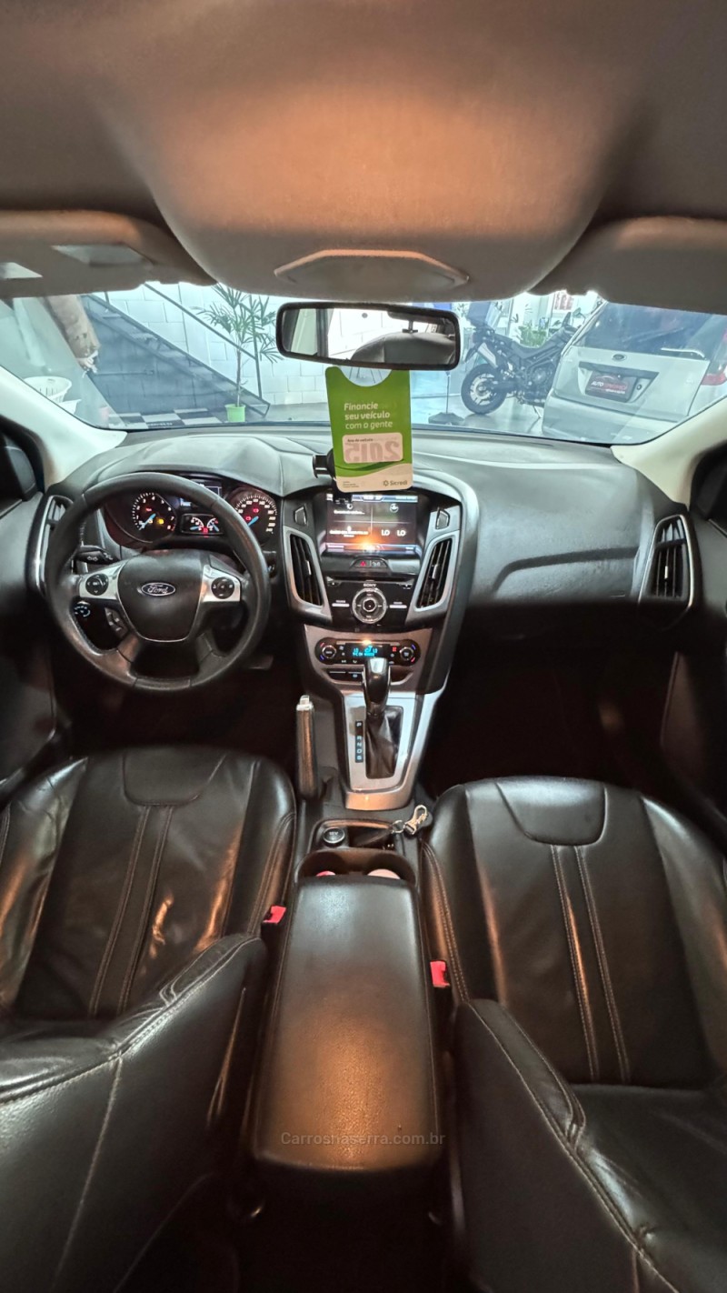 FOCUS 2.0 TITANIUM 16V FLEX 4P AUTOMÁTICO - 2015 - MONTENEGRO
