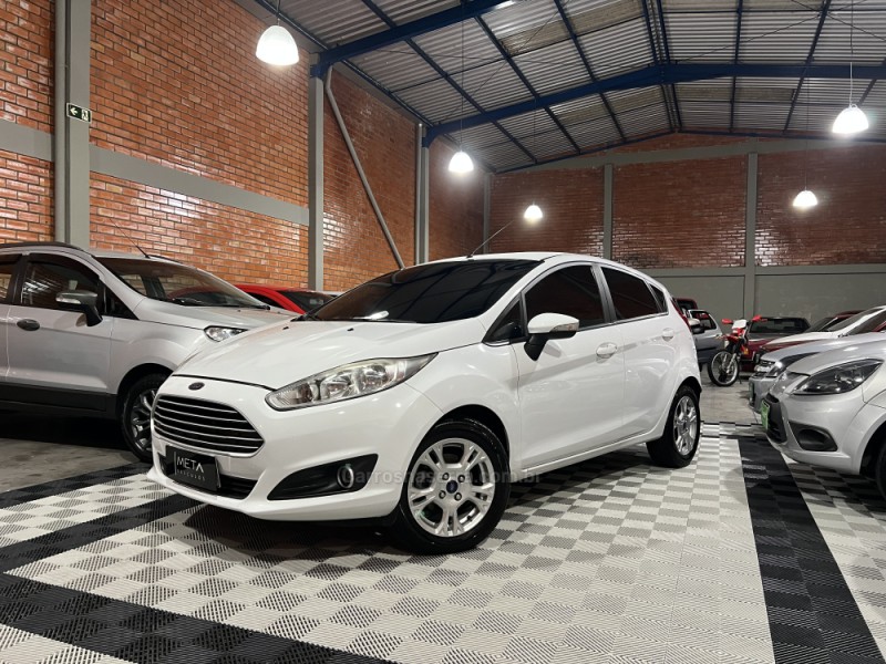 FIESTA 1.6 SE HATCH 16V FLEX 4P MANUAL - 2014 - BENTO GONçALVES