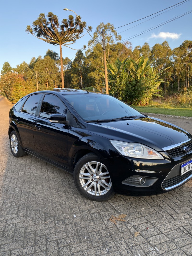 FOCUS 2.0 GHIA 16V FLEX 4P AUTOMÁTICO - 2009 - CAXIAS DO SUL
