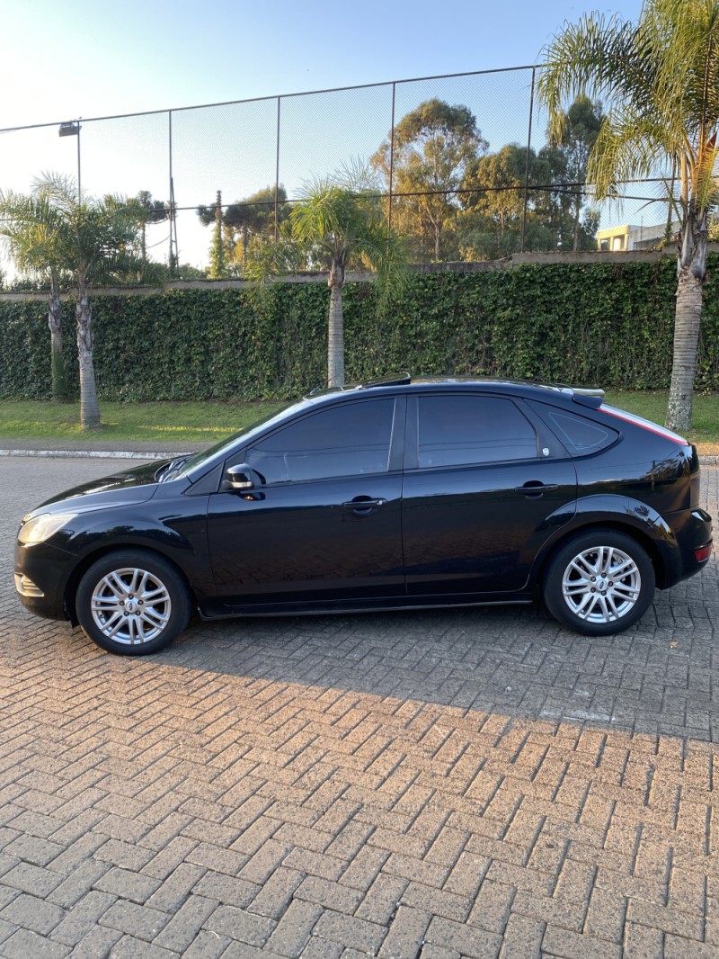 FOCUS 2.0 GHIA 16V FLEX 4P AUTOMÁTICO - 2009 - CAXIAS DO SUL